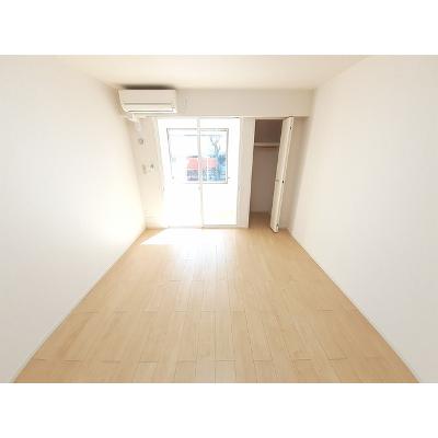 グランドソレーユ菅田 102【管理NO：1-023968501-01020】 ★家具家電は申し込み後に搬入します★ ★2026年10月中旬入居可能★の物件写真2