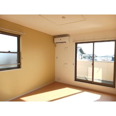 apartment 三重県鈴鹿市岸岡町２５７４番地２ 

↓地図はこちらから