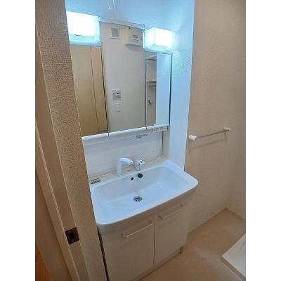 リス　ブロン 202【管理NO：1-025112701-02020】 ★家具家電は申し込み後に搬入します★の物件写真6
