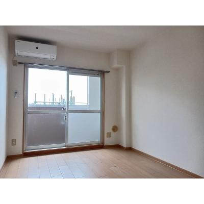 ミラン・ロワイヤル 306【管理NO：1-011034401-03050】 ★家具家電は申し込み後に搬入します★ ★2026年12月中旬入居可能★の物件写真2