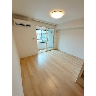 ＭＩＹＡＮＯＭＡＲＵ・南 203【管理NO：1-027510901-02030】 ★家具家電は申し込み後に搬入します★ ★2026年10月中旬入居可能★の物件写真2