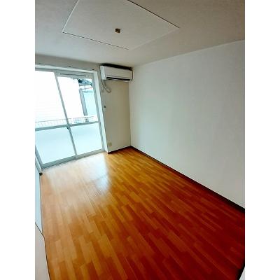 メゾン大司 102【管理NO：1-005247401-01020】 ★家具家電は申し込み後に搬入します★ ★2026年10月中旬入居可能★の物件写真2