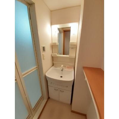 ブリッジ・ヒルズ　Ⅱ 103【管理NO：1-014871001-01030】 ★家具家電は申し込み後に搬入します★ ★2026年09月上旬入居可能★の物件写真6