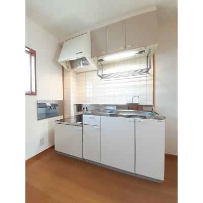 ハイツ運動公園 201【管理NO：1-004785401-02010】 ★家具家電は申し込み後に搬入します★の物件写真3