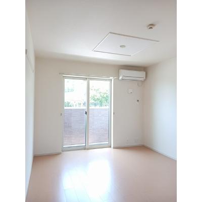 プロムナード・ソレイユ 101【管理NO：1-019464201-01010】 ★家具家電は申し込み後に搬入します★ ★2026年10月下旬入居可能★の物件写真2