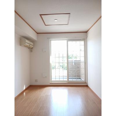 ソレアードエムＡ 203【管理NO：1-012044901-02030】 ★家具家電は申し込み後に搬入します★ ★2026年10月上旬入居可能★の物件写真2