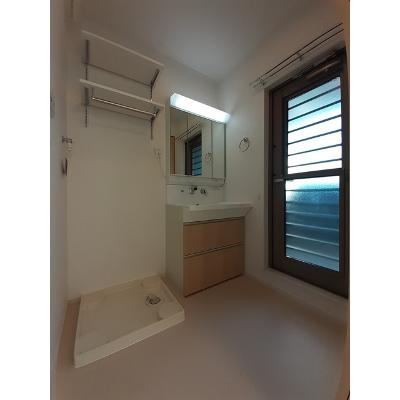 さくらそう 303【管理NO：1-025439601-03030】 ★家具家電は申し込み後に搬入します★の物件写真6
