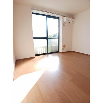 リバーパークタモツＡ棟 202【管理NO：1-007257301-02020】 ★家具家電は申し込み後に搬入します★ ★2026年10月中旬入居可能★の物件写真2