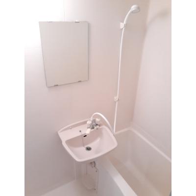 クライムハイツ 201【管理NO：1-009527601-02010】 ★家具家電は申し込み後に搬入します★ ★2026年09月中旬入居可能★の物件写真4