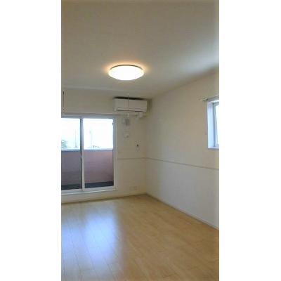ルミエール　イリゼ 201【管理NO：1-024955601-02010】 ★家具家電は申し込み後に搬入します★ ★2026年10月中旬入居可能★の物件写真2