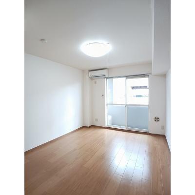 シャテロＯＮＥ 101【管理NO：1-010725901-01010】 ★家具家電は申し込み後に搬入します★ ★2026年10月中旬入居可能★の物件写真2