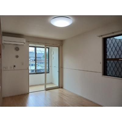 アヴァンセⅡ 101【管理NO：1-024338802-01010】 ★家具家電は申し込み後に搬入します★ ★2026年10月中旬入居可能★の物件写真2
