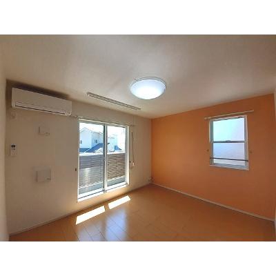 リバーサイドアニュー 202【管理NO：1-020980401-02020】 ★家具家電は申し込み後に搬入します★ ★2026年11月中旬入居可能★の物件写真2