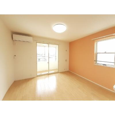 アマーレ　テゾーロ 202【管理NO：1-023325901-02020】 ★家具家電は申し込み後に搬入します★の物件写真2