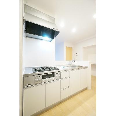 apartment 〒108-0075　東京都港区港南２丁目16-1