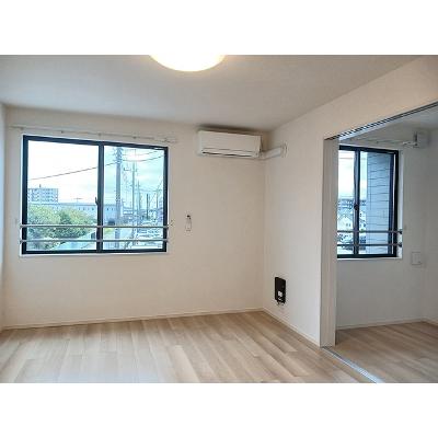 ロイヤル・鈴　Ｆ 205【管理NO：1-027072201-02040】 ★家具家電は申し込み後に搬入します★ ★2026年09月中旬入居可能★の物件写真2