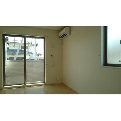 パティオＡ 102【管理NO：1-021581901-01020】 ★家具家電は申し込み後に搬入します★ ★2026年11月中旬入居可能★の物件写真2