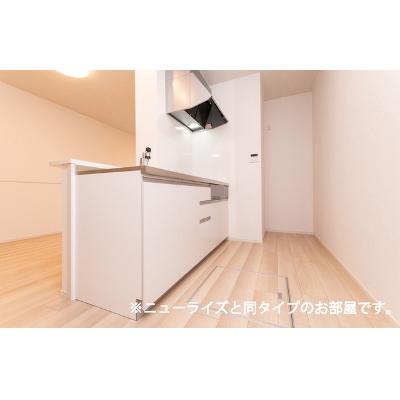クレッセント 103【管理NO：1-028554301-01030】 ★家具家電は申し込み後に搬入します★ ★2027年03月上旬入居可能★の物件写真3