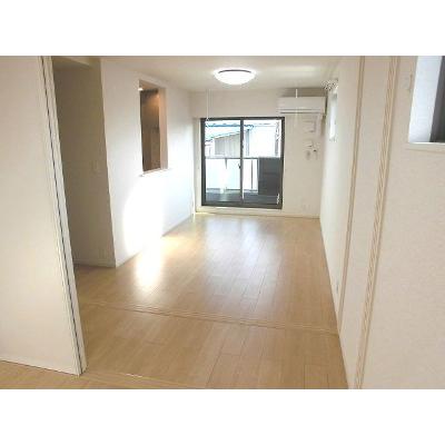 イリーデ　ＫＴ 101【管理NO：1-023967201-01010】 ★家具家電は申し込み後に搬入します★ ★2026年10月中旬入居可能★の物件写真2