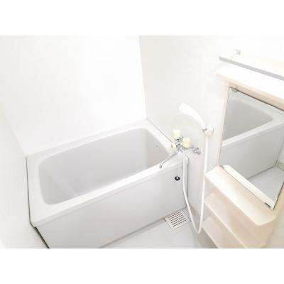 メゾンエレガントⅢ 103【管理NO：1-006316702-01030】 ★家具家電は申し込み後に搬入します★の物件写真4