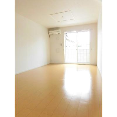 サザンコート 102【管理NO：1-017638801-01020】 ★家具家電は申し込み後に搬入します★ ★2026年10月中旬入居可能★の物件写真2