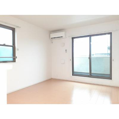 メルヴェーユ　Ⅰ 203【管理NO：1-018618901-02030】 ★家具家電は申し込み後に搬入します★ ★2026年10月下旬入居可能★の物件写真2
