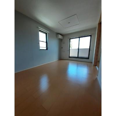 フレスクーラ蟻ヶ崎Ⅲ 205【管理NO：1-018401603-02050】 ★家具家電は申し込み後に搬入します★ ★2026年10月中旬入居可能★の物件写真2