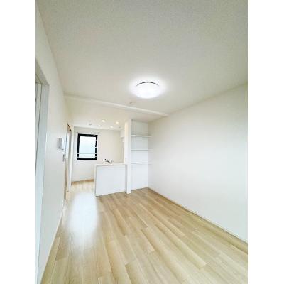 レガリア 101【管理NO：1-027495801-01010】 ★家具家電は申し込み後に搬入します★ ★2026年10月中旬入居可能★の物件写真2