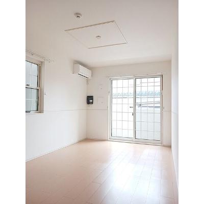 Ｆ．ファイブパインⅡ 103【管理NO：1-017633202-01030】 ★家具家電は申し込み後に搬入します★の物件写真2