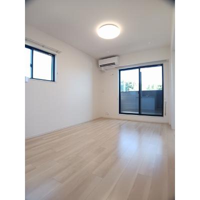 ザ・カレントⅡ 201【管理NO：1-027190301-02010】 ★家具家電は申し込み後に搬入します★ ★2026年10月中旬入居可能★の物件写真2