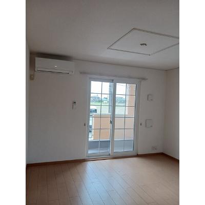 サンライト 101【管理NO：1-014644901-01010】 ★家具家電は申し込み後に搬入します★ ★2026年10月下旬入居可能★の物件写真2