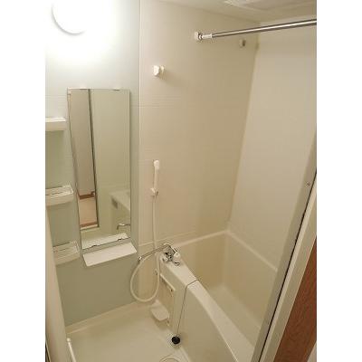 アイナ 301【管理NO：1-013143901-03010】 ★家具家電は申し込み後に搬入します★ ★2026年10月中旬入居可能★の物件写真4