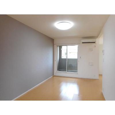 グランツ今伊勢 203【管理NO：1-018598801-02030】 ★家具家電は申し込み後に搬入します★ ★2026年10月中旬入居可能★の物件写真2