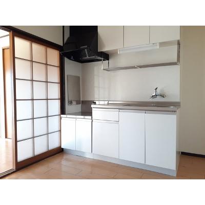 メゾンドユーメイク 305【管理NO：1-002325101-03040】 ★家具家電は申し込み後に搬入します★ ★2026年10月中旬入居可能★の物件写真3