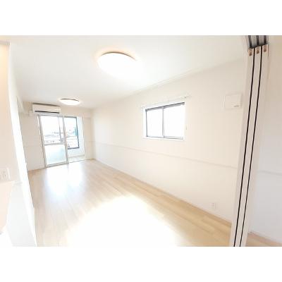プロローグ新旭 201【管理NO：1-026833301-02010】 ★家具家電は申し込み後に搬入します★ ★2026年10月下旬入居可能★の物件写真2