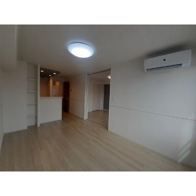 スペチアーレ　トレ 203【管理NO：1-027166301-02030】 ★家具家電は申し込み後に搬入します★の物件写真2