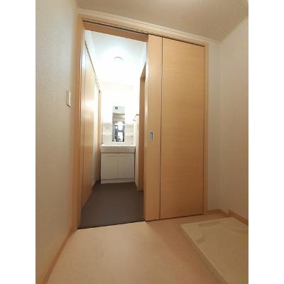 バ－ミイ　メロウ 102【管理NO：1-016039601-01020】 ★家具家電は申し込み後に搬入します★ ★2026年10月中旬入居可能★の物件写真6