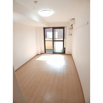 メゾン・ソレイユＮ 203【管理NO：1-013441401-02030】 ★家具家電は申し込み後に搬入します★ ★2026年10月中旬入居可能★の物件写真2