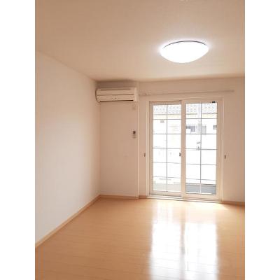 ベルソレイユ 103【管理NO：1-015612201-01030】 ★家具家電は申し込み後に搬入します★ ★2026年10月中旬入居可能★の物件写真2