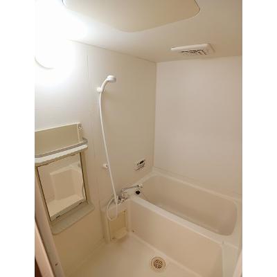 グランデ・ルミエール 105【管理NO：1-010641201-01040】 ★家具家電は申し込み後に搬入します★の物件写真4