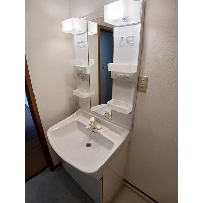 グランデ・ルミエール 105【管理NO：1-010641201-01040】 ★家具家電は申し込み後に搬入します★の物件写真6