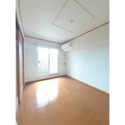 ベル・アルバＢ 203【管理NO：1-013182402-02030】 ★家具家電は申し込み後に搬入します★ ★2026年10月中旬入居可能★の物件写真2