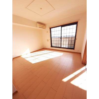 ハピネスコート　Ａ 202【管理NO：1-013940301-02020】 ★家具家電は申し込み後に搬入します★ ★2026年10月中旬入居可能★の物件写真2