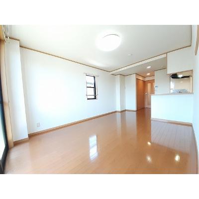 カレント上吉田ⅠＢ 206【管理NO：1-013663902-02050】 ★家具家電は申し込み後に搬入します★ ★2026年10月中旬入居可能★の物件写真2