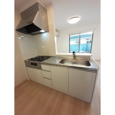 アイリス 204【管理NO：1-026662801-02040】 ★家具家電は申し込み後に搬入します★ ★2026年10月中旬入居可能★の物件写真3