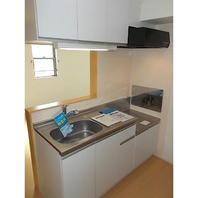サウススクエア 201【管理NO：1-019150301-02010】 ★家具家電は申し込み後に搬入します★ ★2026年10月中旬入居可能★の物件写真3