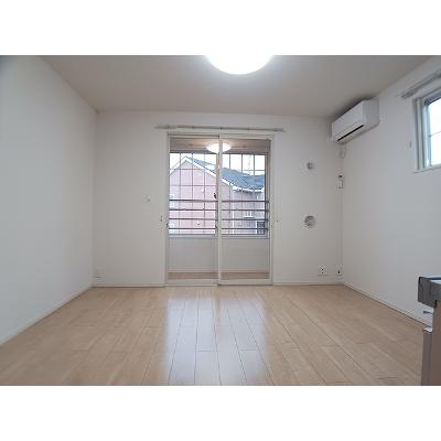 プリムローズＥ 203【管理NO：1-023662301-02030】 ★家具家電は申し込み後に搬入します★の物件写真2