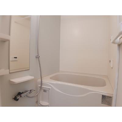 プリムローズＥ 203【管理NO：1-023662301-02030】 ★家具家電は申し込み後に搬入します★の物件写真4