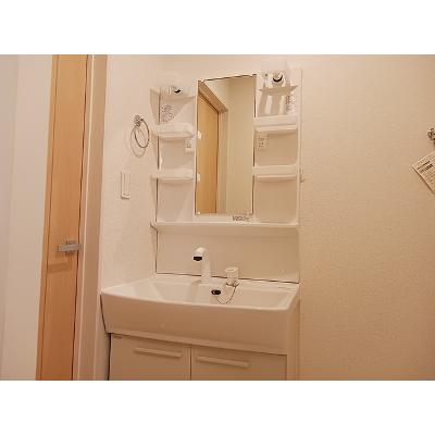 プリムローズＥ 203【管理NO：1-023662301-02030】 ★家具家電は申し込み後に搬入します★の物件写真6