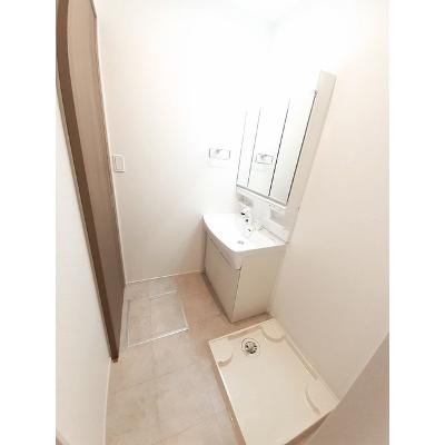 リュート 203【管理NO：1-026304001-02030】 ★家具家電は申し込み後に搬入します★の物件写真6